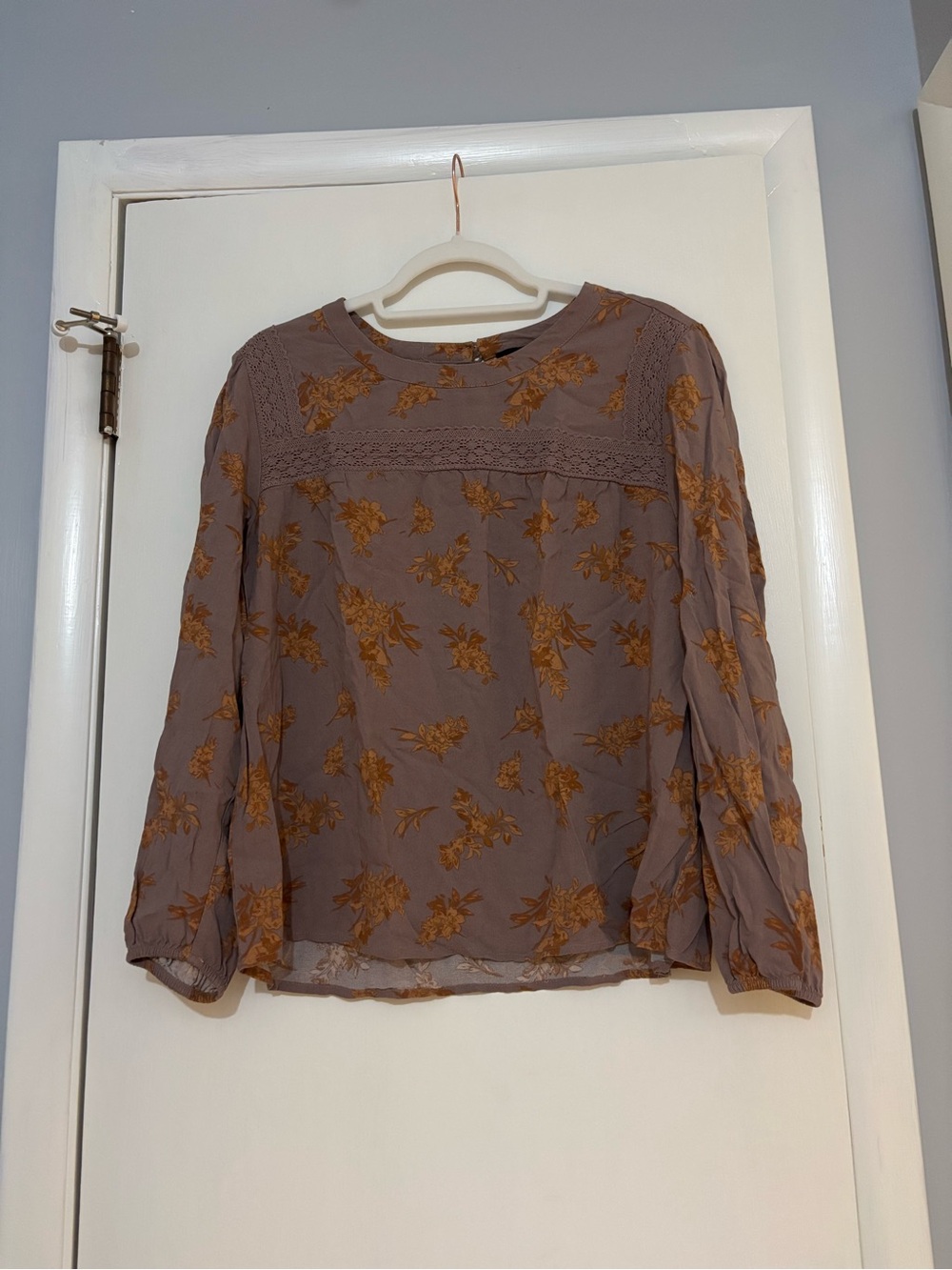 Lee Mauve Floral Lace Yoke Long-Sleeve Blouse